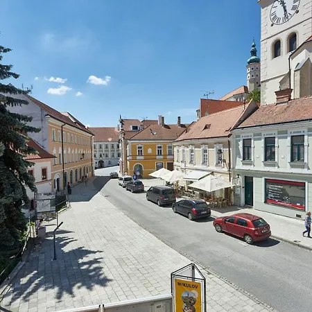 Vivaldi Apartments 3*