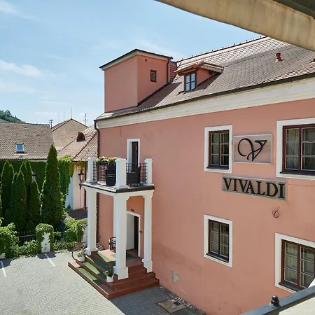 Vivaldi 3*