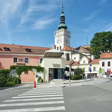 Hotel Vivaldi Apartments 3*
