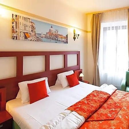 Vivaldi Hotel