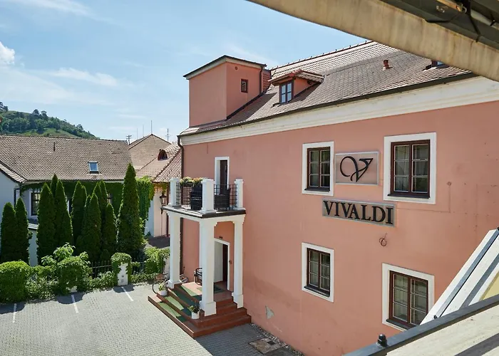 Vivaldi 3*