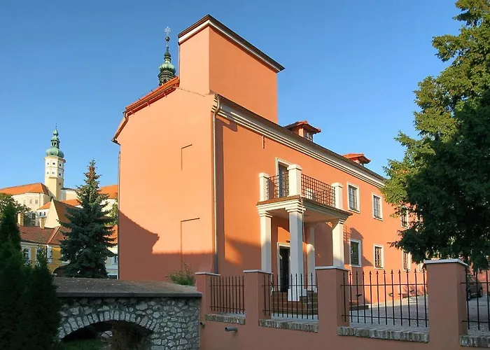 Vivaldi Apartments